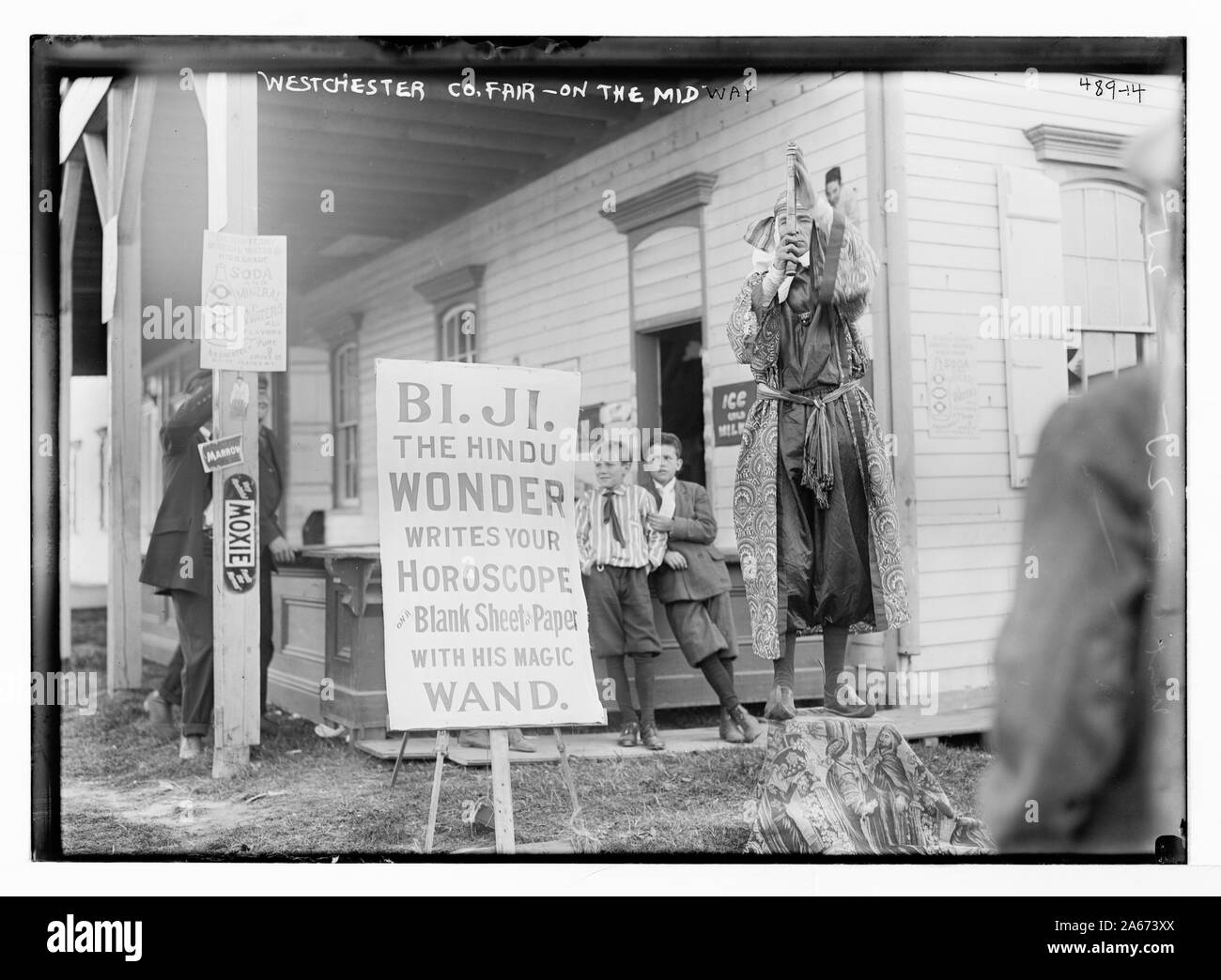Le Westchester Co. Fair - sur le Midway [Bi. Ji., l'Hindu Wonder, New York] Banque D'Images