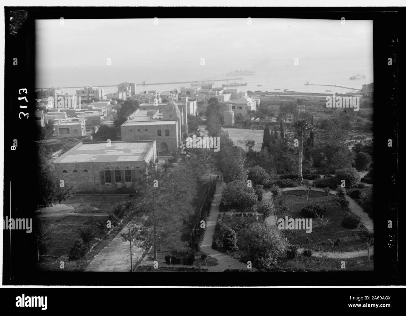 Activités sionistes autour de Haïfa. Haïfa et le port de l'École technique Banque D'Images