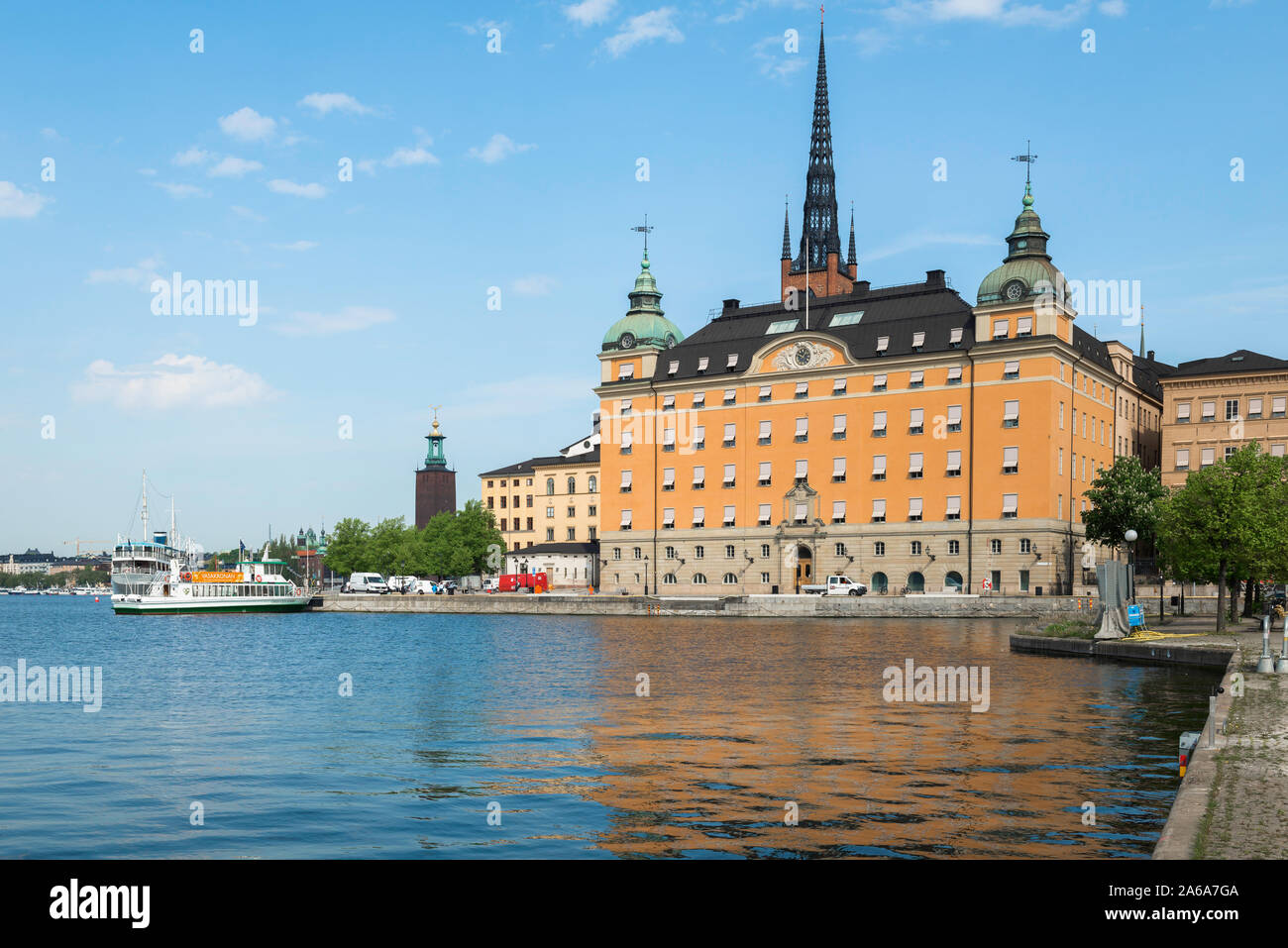 Palais de Stockholm, vue front de mer en été de la ville, édifice du Palais sur l'île de Riddarholmen dans le centre de Stockholm, en Suède. Banque D'Images