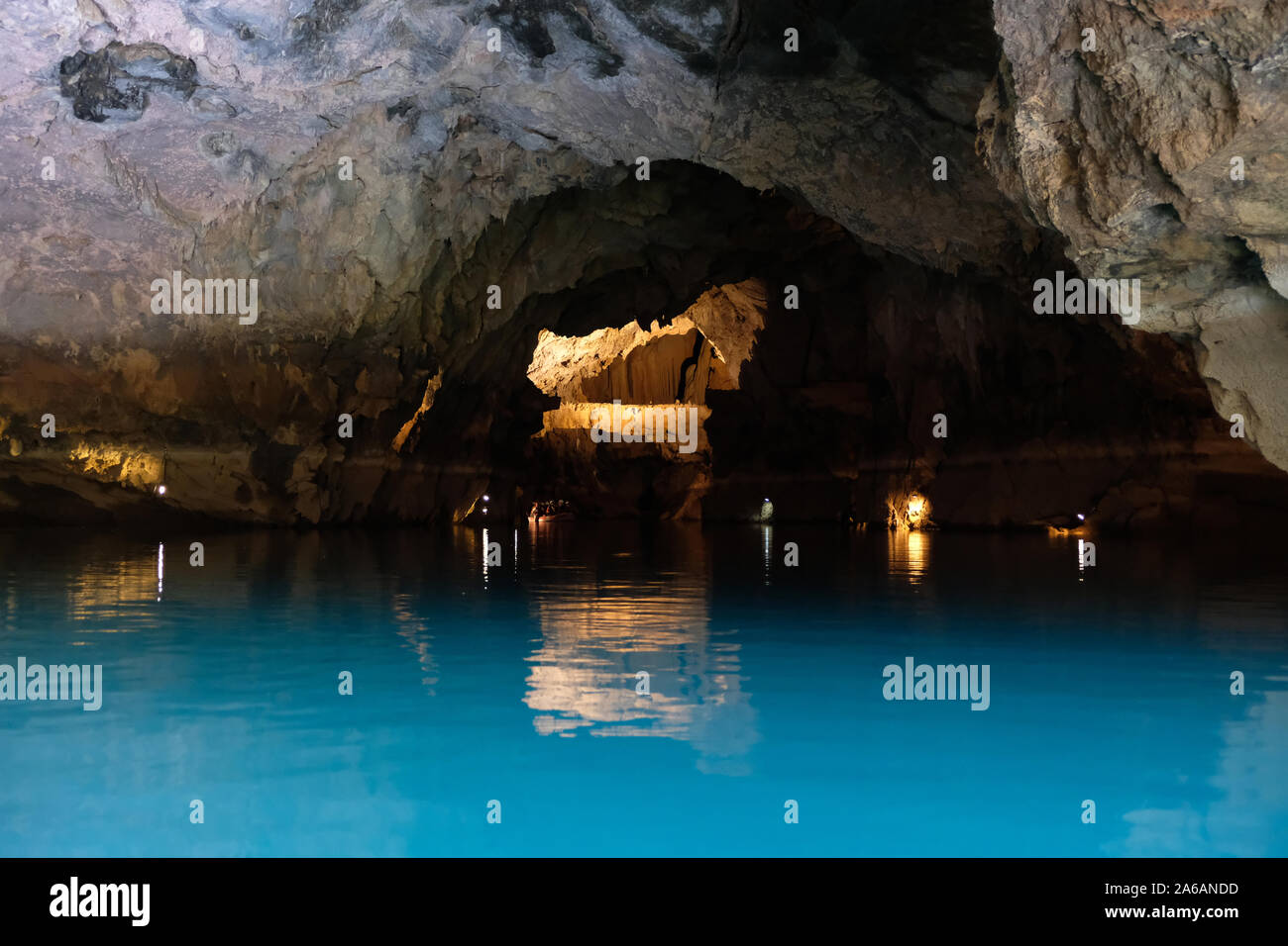 Altinbesik Altınbesik Magarasi (grotte) est sur le côté ouest de la colline de Manavgat, à 7 km de Ibradi (Aydinkent) district d'Antalya Banque D'Images