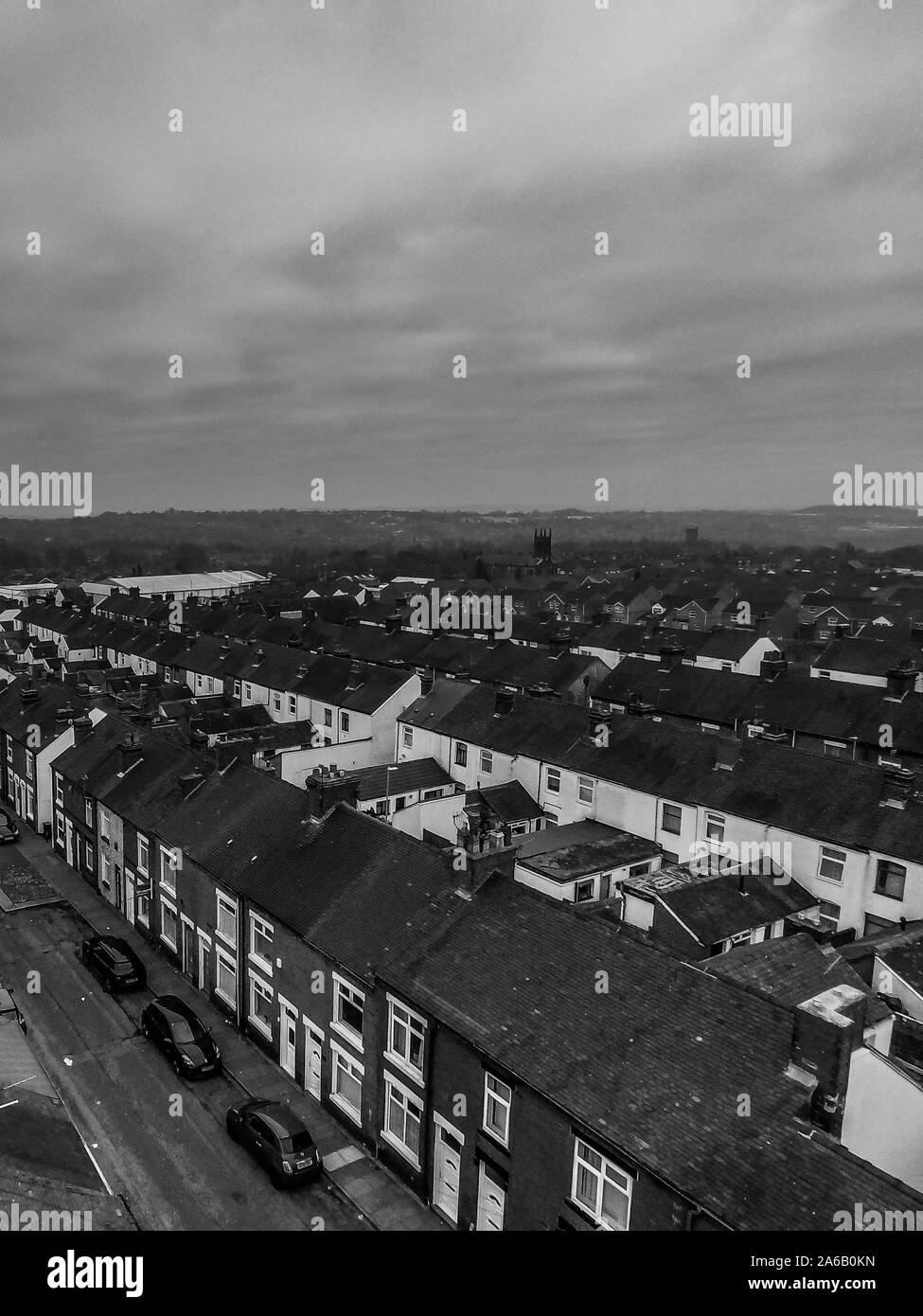 Vue aérienne de la zone pauvre de Tunstall et Chell Heath à Stoke on Trent, rues après des terrasses de logement au déclin urbain, une zone pauvre Banque D'Images