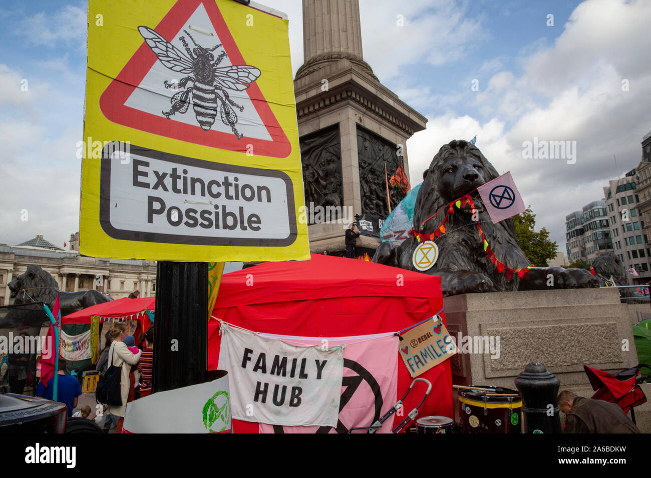 Londres, 10 octobre 2019, l'extinction et l'occupation de démonstration rébellion Trafalgar Square. Banque D'Images