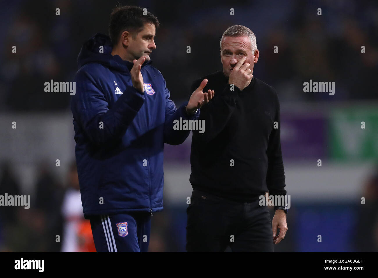 Manager d'Ipswich Town, Paul Lambert et Assistant Manager d'Ipswich Town, Stuart Taylor après la défaite à domicile à Rotherham United - Ipswich Town v Rotherham United, Sky Bet la League One, Portman Road, Ipswich, Royaume-Uni - 23 octobre 2019 Editorial N'utilisez que des restrictions s'appliquent - DataCo Banque D'Images