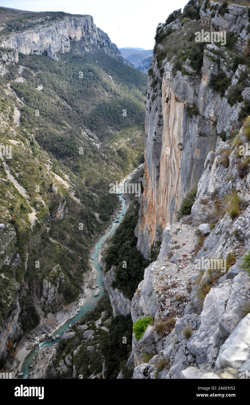 Point de vue de gorges du verdon à partir de la route de crête. Alpes de Haute Provence. France Banque D'Images