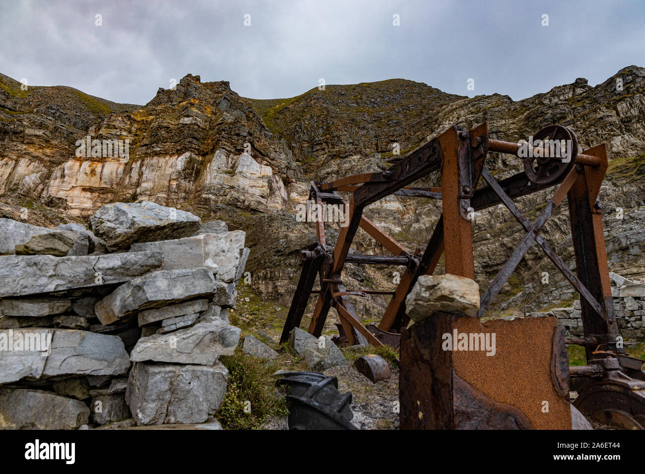 Rusty old mines et carrières équipement sur la montagne Muckish, comté de Donegal, Irlande Banque D'Images