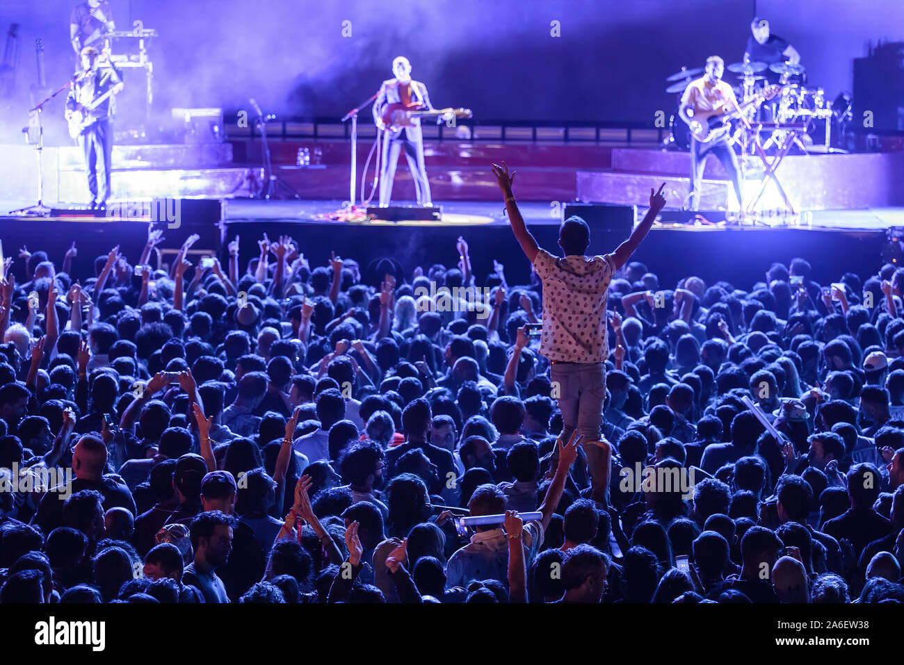 MADRID - SEP 7 : les fans de musique dans un concert à Dcode Music Festival le 7 septembre 2019 à Madrid, Espagne. Banque D'Images