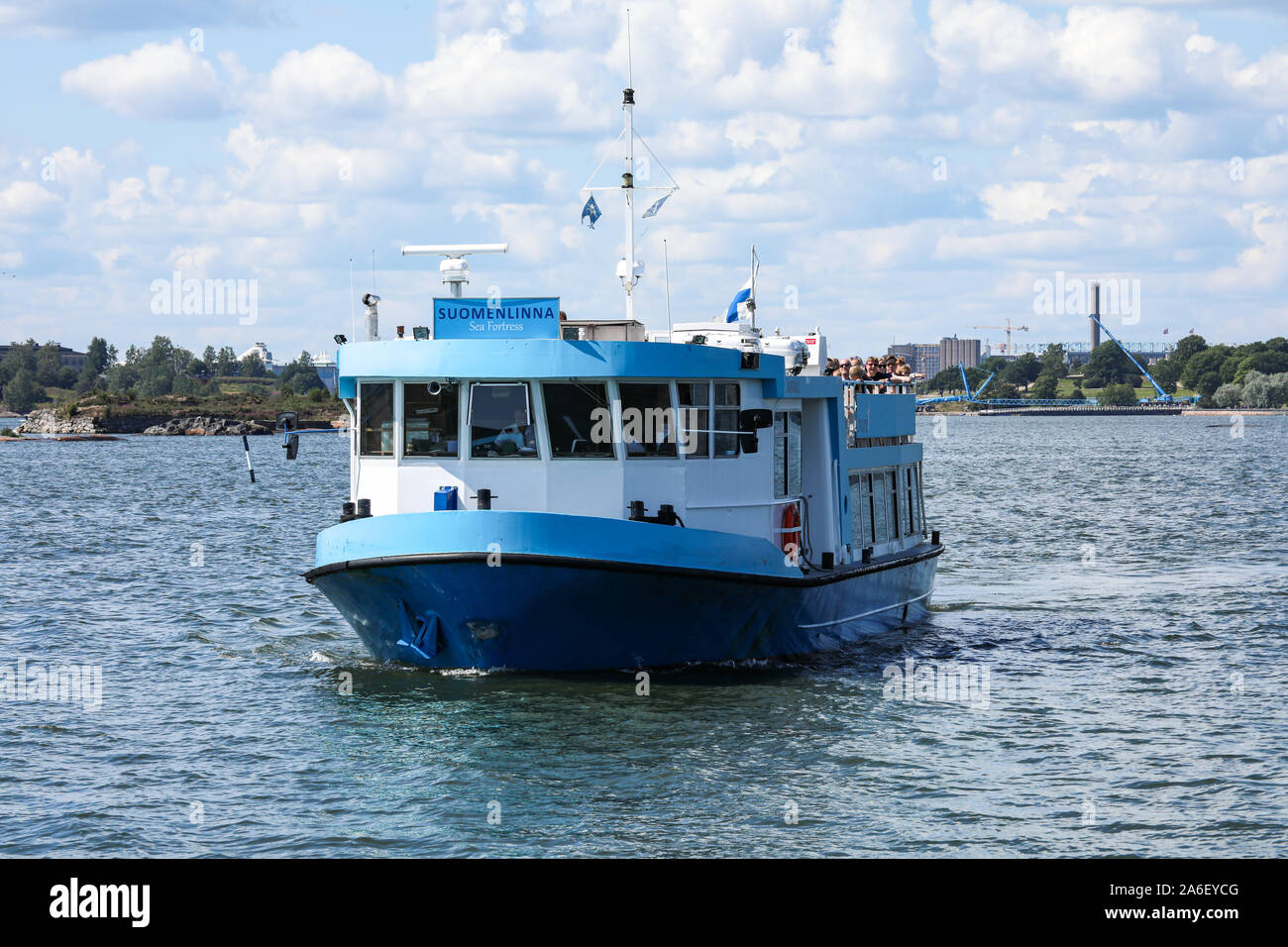 JT-Lines Ferry approchant de l'île de Lonna à Helsinki, Finlande Banque D'Images