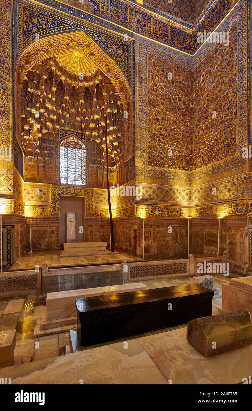 Photo de l'intérieur magnifiquement décoré d'or-Amir-Timur mausolée Gur-Emir ou mausolée de Tamerlan, Samarkand, Ouzbékistan, l'Asie centrale Banque D'Images