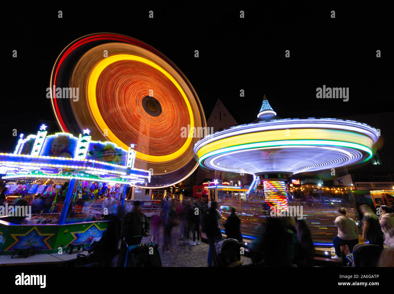 Bâle, Suisse. 26 octobre 2019. Jour de l'ouverture de la foire d'automne 2019, la célèbre fête foraine à Bâle. Carsten Reisinger/Alamy Live News. Banque D'Images