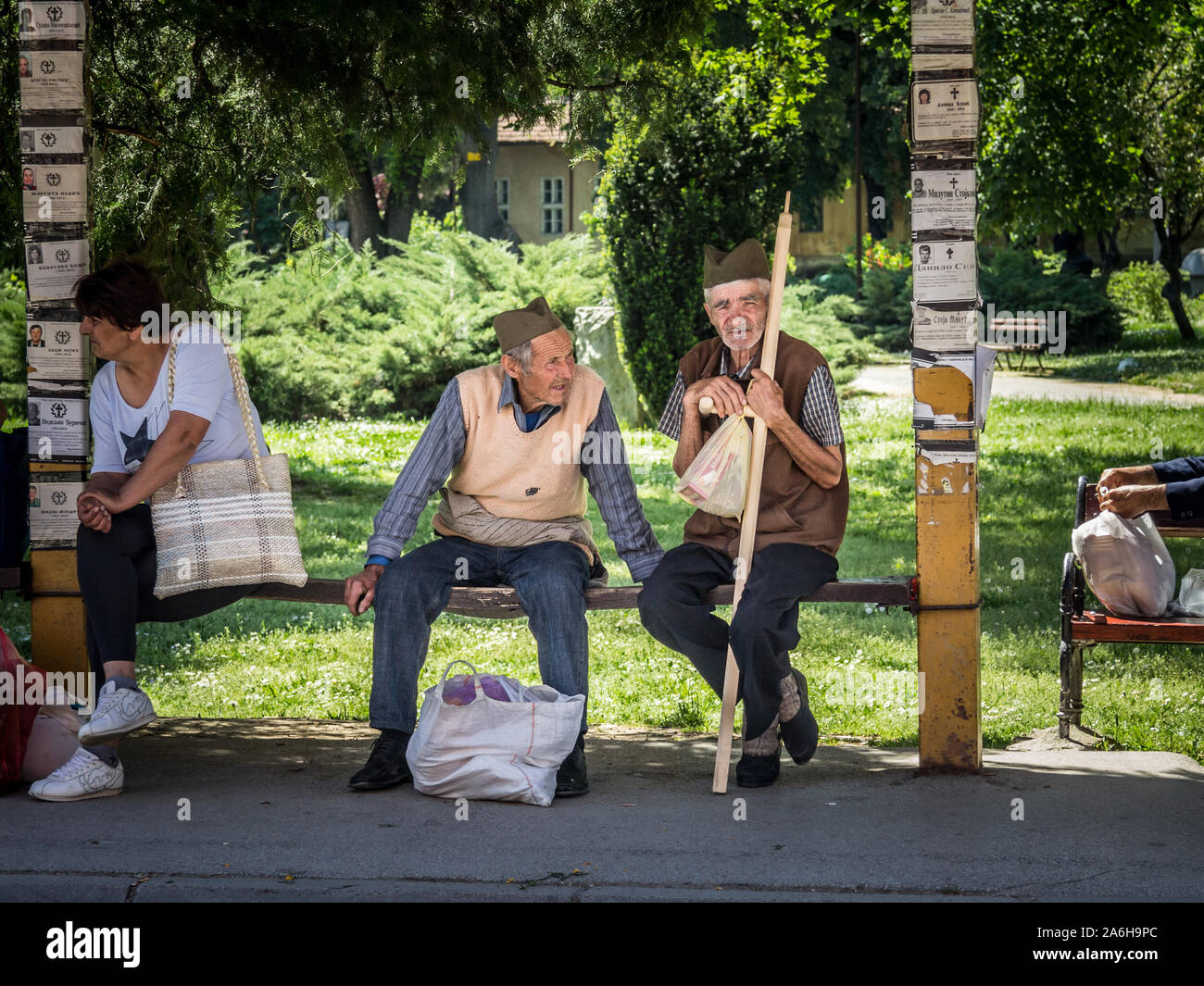 Chapeau serbe Banque de photographies et d'images à haute résolution - Alamy