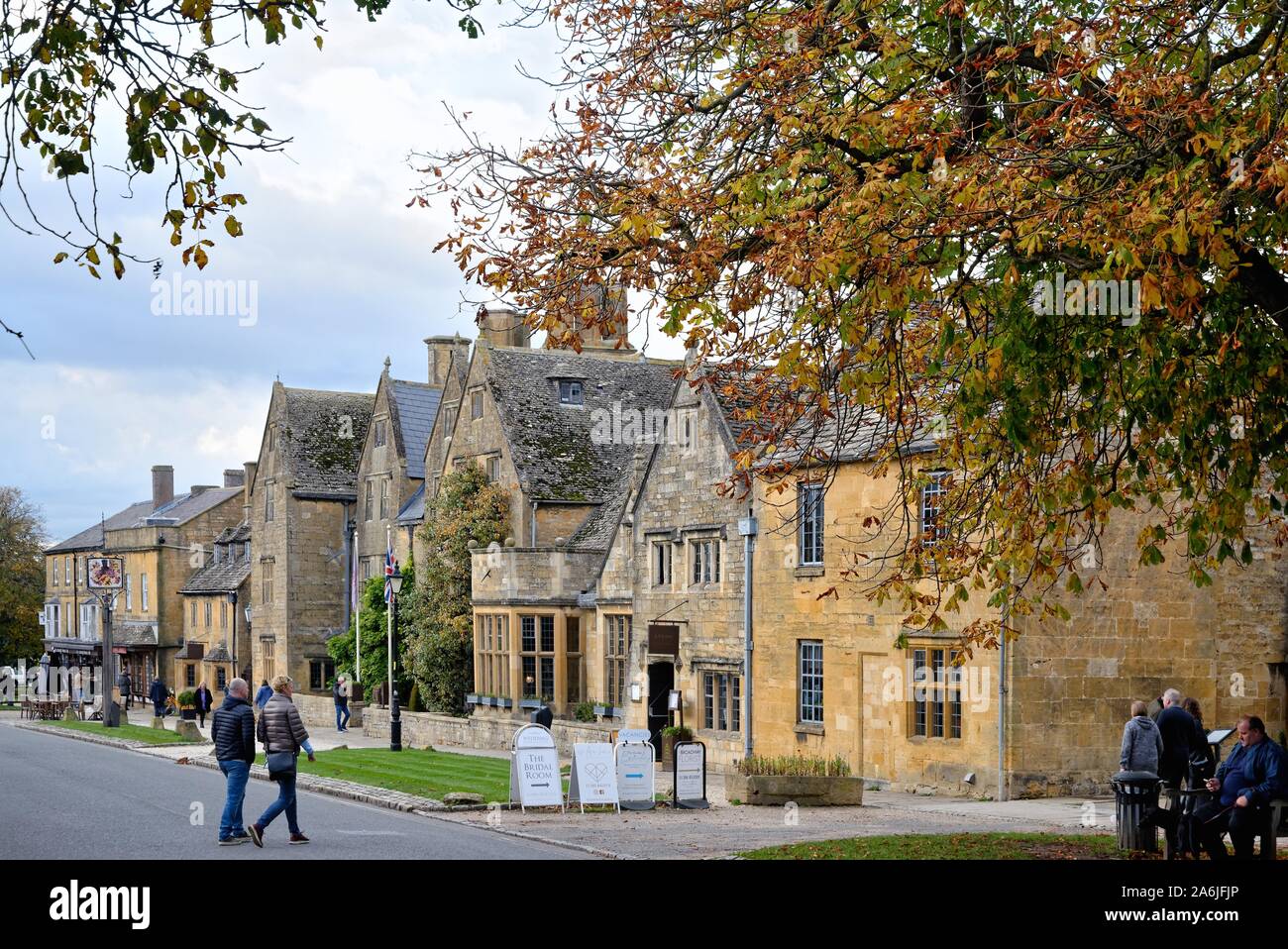 Extérieur de la Lygon Arms coaching 16ème siècle hotel, High Street, Broadway Worcestershire England UK Banque D'Images