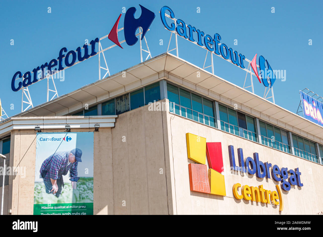 Barcelone Espagne,Catalogne Cornella de Llobregat,Carrefour,supermarché,épicerie,enseigne sur le toit,extérieur,hispanique,zone euro,ES190904025 Banque D'Images