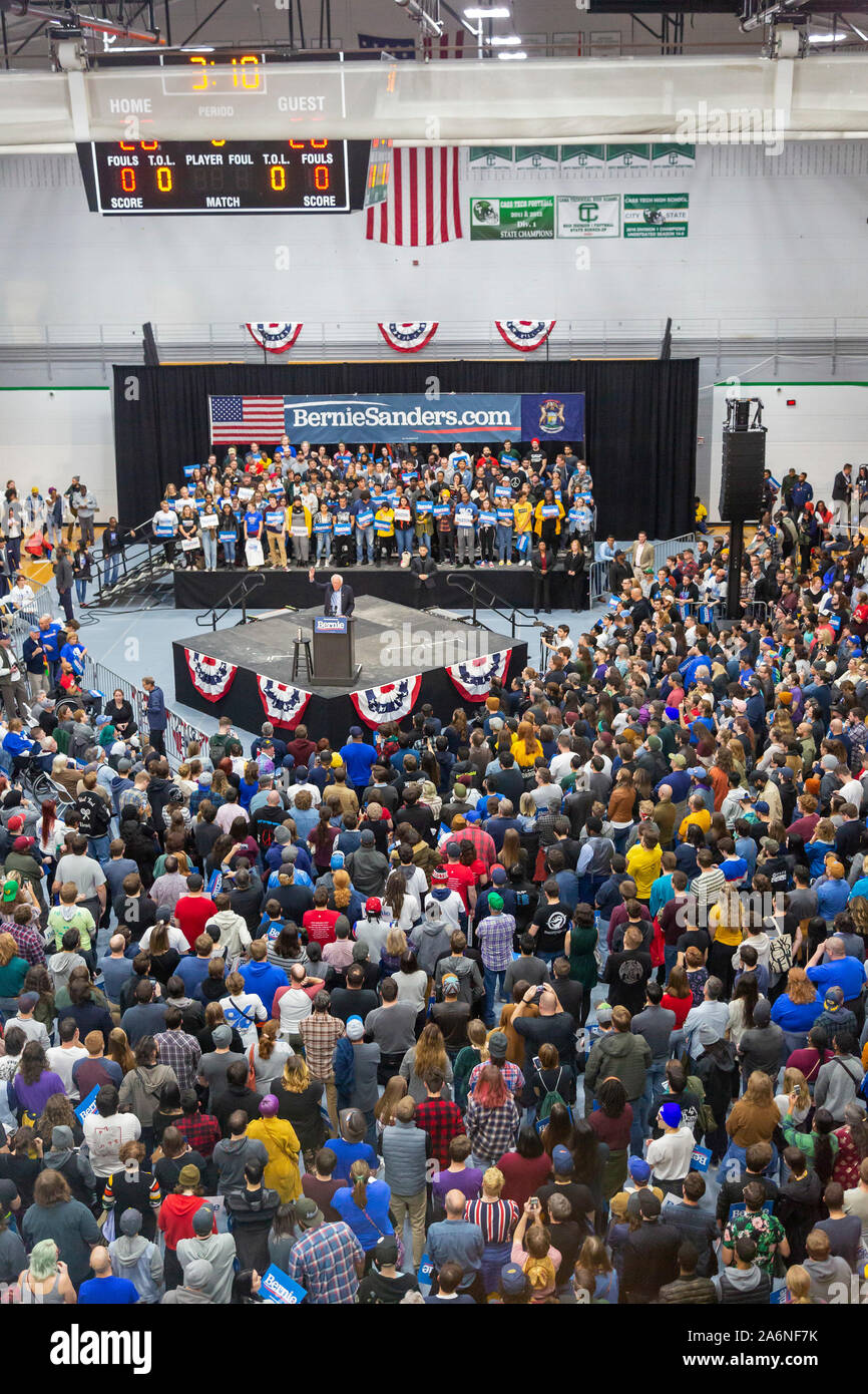 Detroit, Michigan, USA. 27 Oct, 2019. Un Bernie Sanders rassemblement à la Cass Technical High School durant sa campagne de 2020 pour le président. Crédit : Jim West/Alamy Live News Banque D'Images