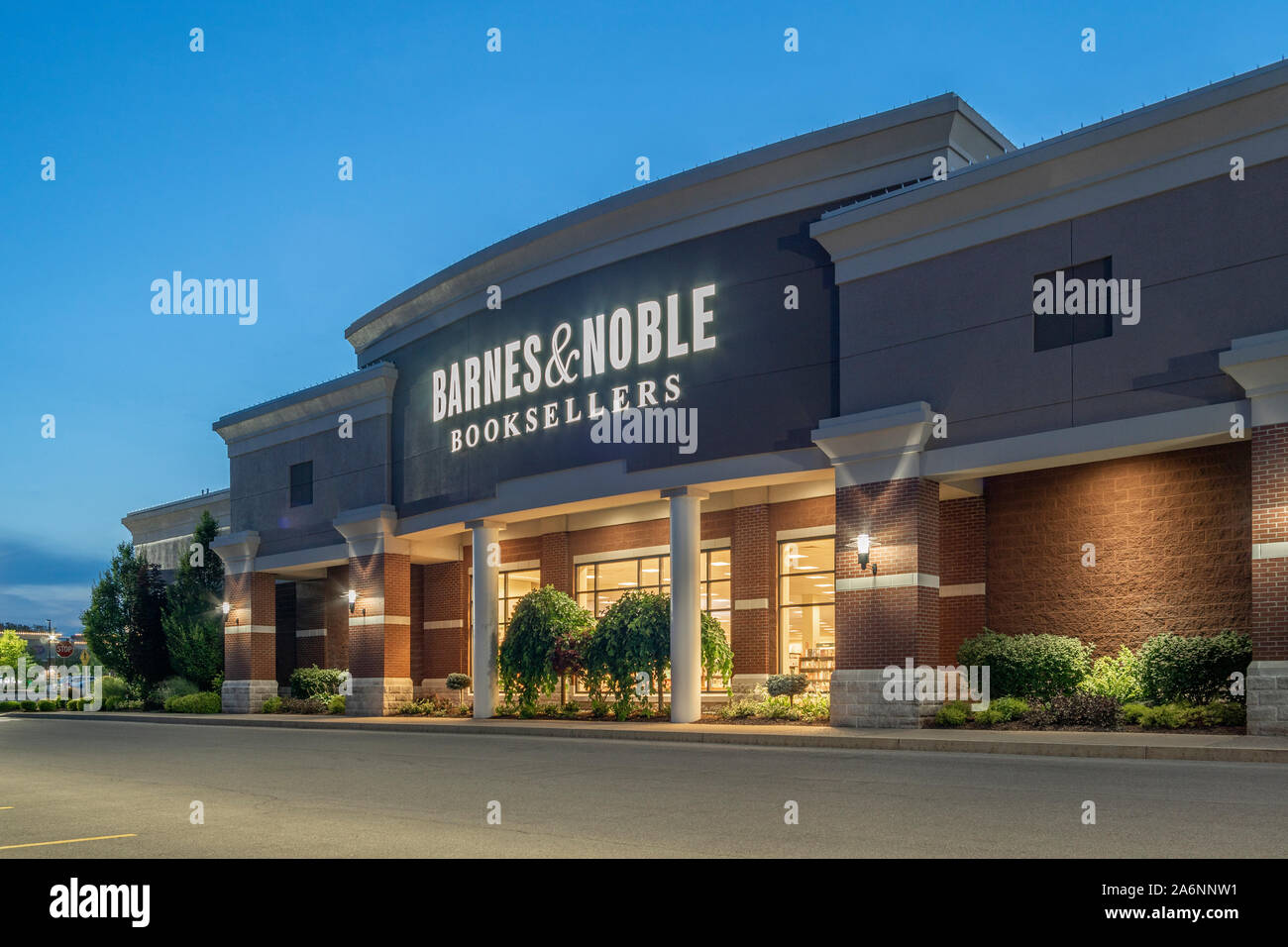 New Hartford, New York - 18 août 2019 : les librairies Barnes and Noble, avec plus de 700 magasins dans tout le pays, Barnes et Noble Inc. est le plus important des livres au détail Banque D'Images