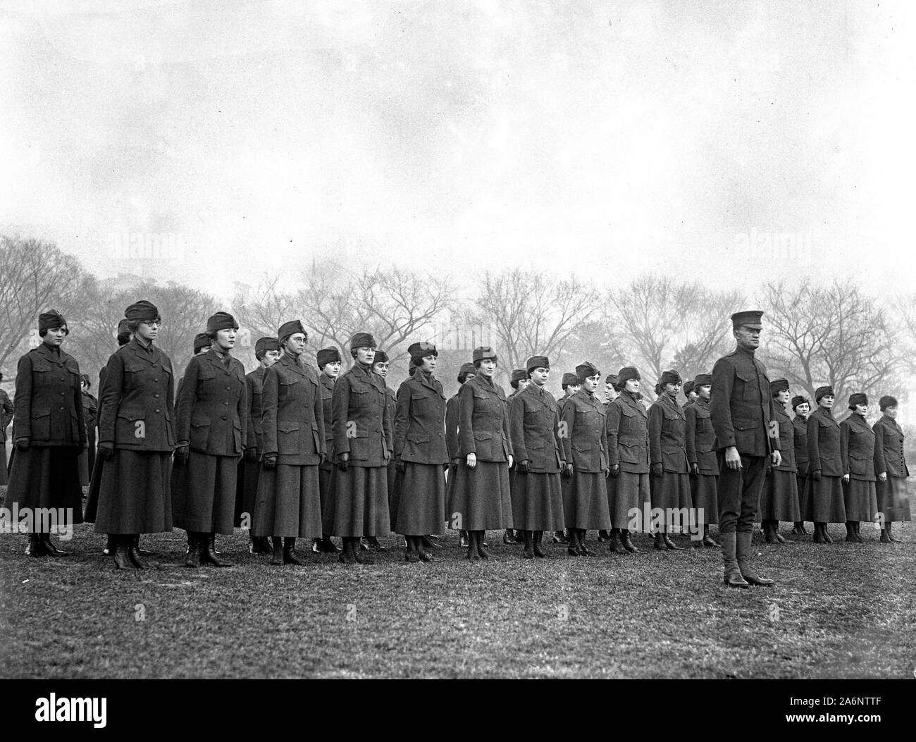 Marinettes de l'United States Marine Corps ca. 1918 (femelle Marines) Banque D'Images