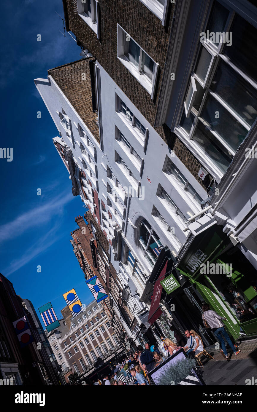 South Molton Street, Mayfair, zone piétonne au coeur de la ville de Westminster, Londres, Angleterre, Royaume-Uni Banque D'Images