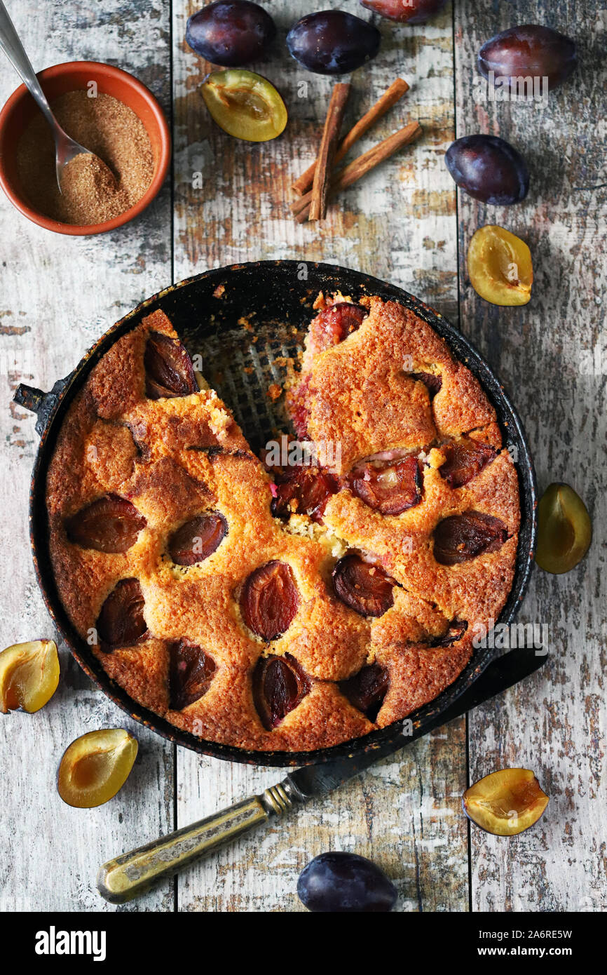 Tarte Aux Prunes Maison Tarte Aux Prunes D Automne New York Times Recette Gateau Aux Prunes Photo Stock Alamy