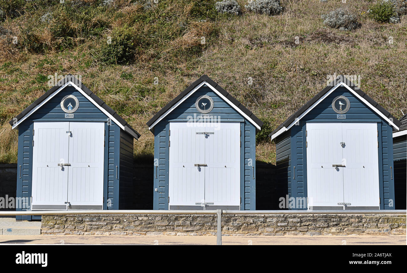 Cabines de plage à Bournemouth, Dorset Banque D'Images