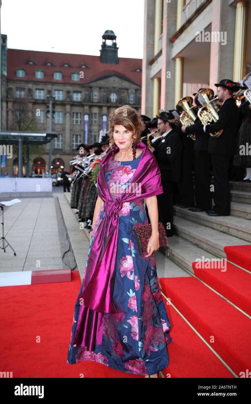 Vivian Honert-Boddin Beim 25. Leipziger Opernball 2019 dans der Oper Leipzig. Leipzig, 26.10.2019 Banque D'Images