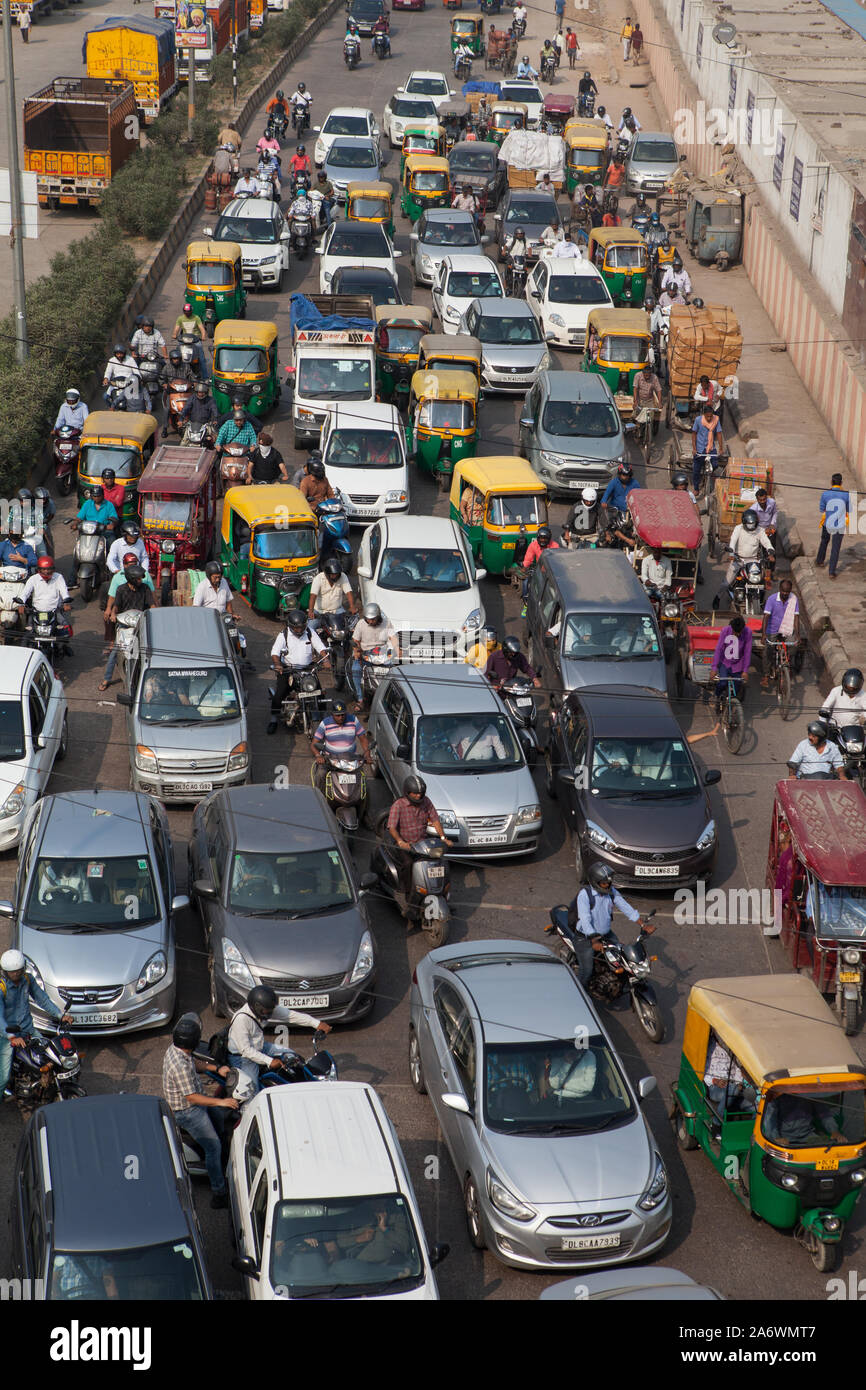 La congestion routière dans la région de Delhi, Inde Banque D'Images