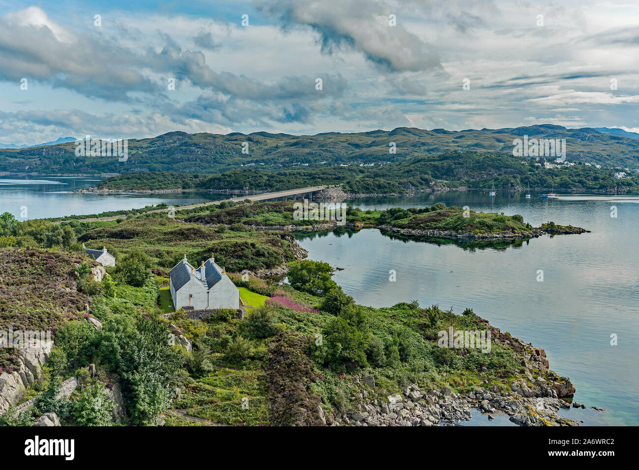 Kyle of Lochalsh et Skye Bridge, Kyle, Ecosse Banque D'Images