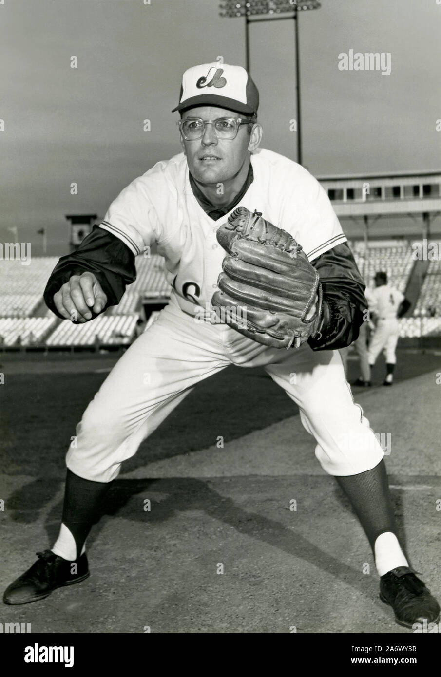 Pitcher Claude Raymond avec l'équipe de baseball des Expos de Montréal dans leur première saison en 1969. Banque D'Images