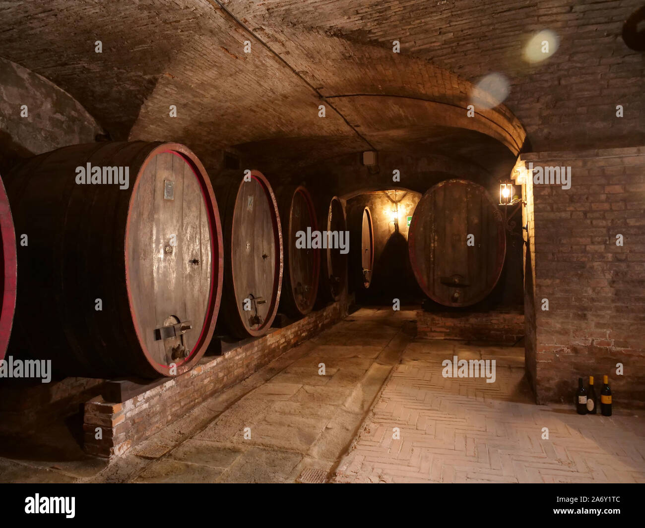 L'Italie, ancienne cave à vin typique Banque D'Images