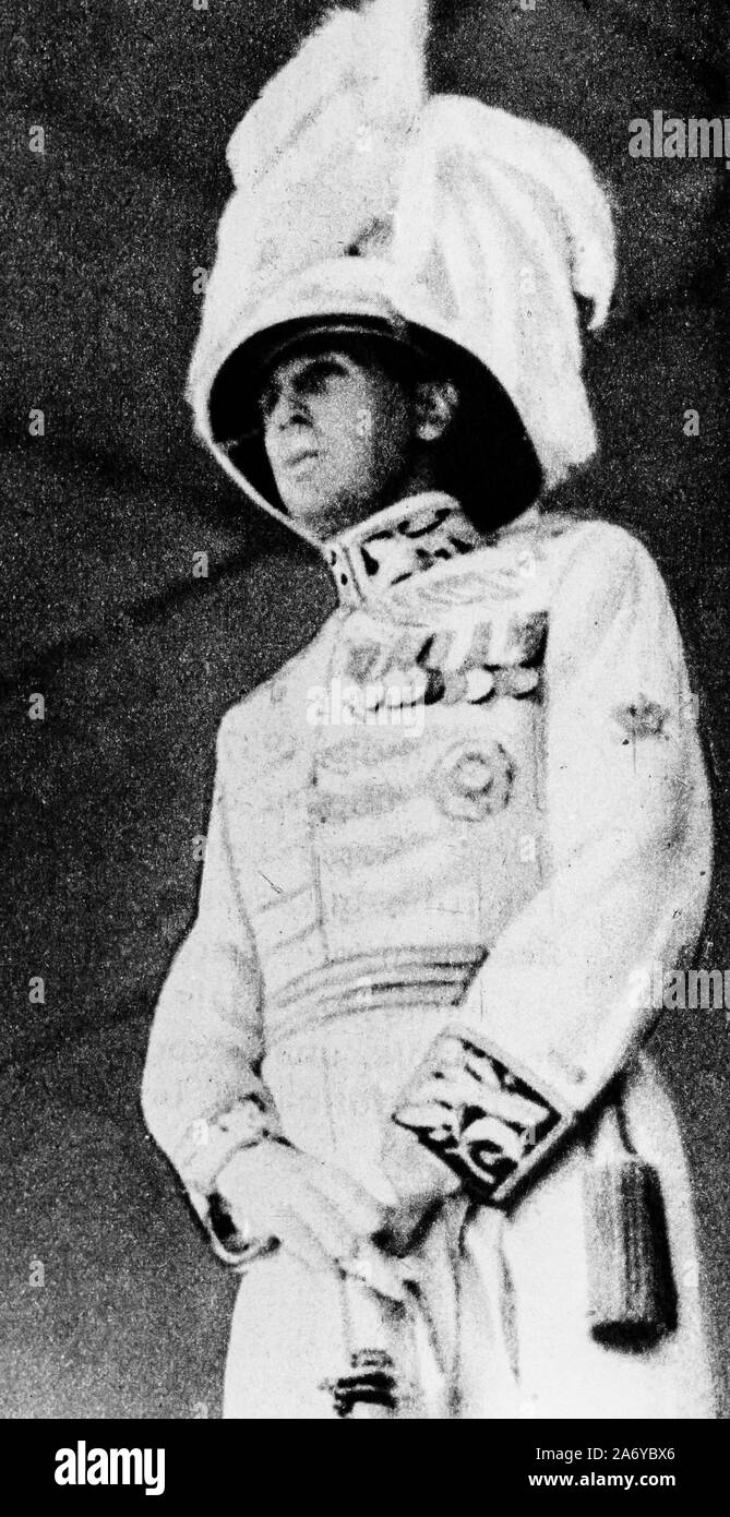 Le duc Amedeo d'Aosta dans l'uniforme officiel du vice-roi d'Éthiopie, la guerre d'Éthiopie, 1937 Banque D'Images