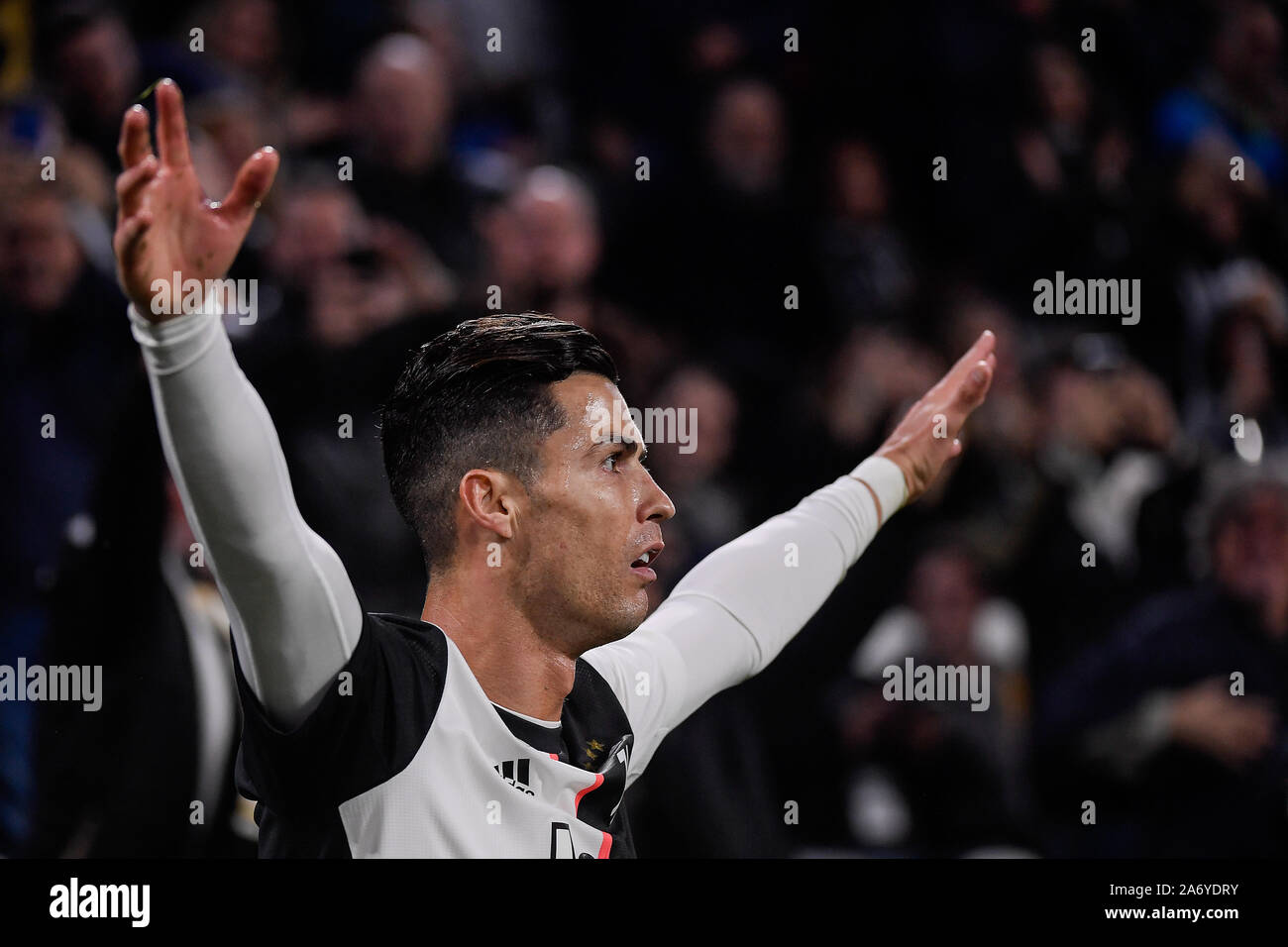 Cristiano Ronaldo, joueur de la Juventus lors de la Juventus - Bologne match de foot dans le stade Allianz à Turin Banque D'Images