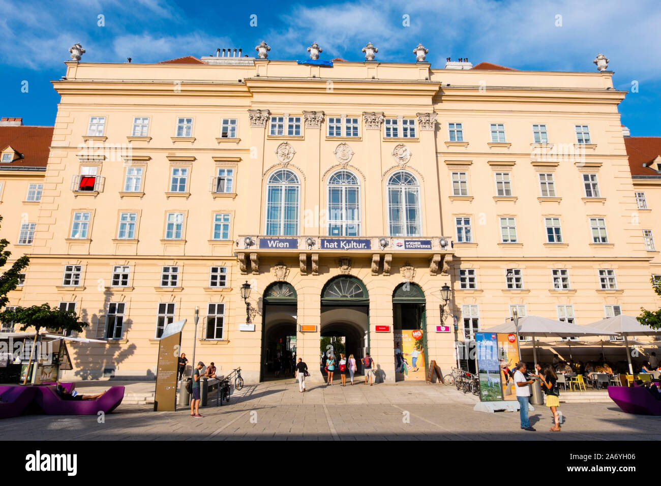 Hofstallung, le Grand Hall, MuseumsQuartier, Vienne, Autriche Banque D'Images