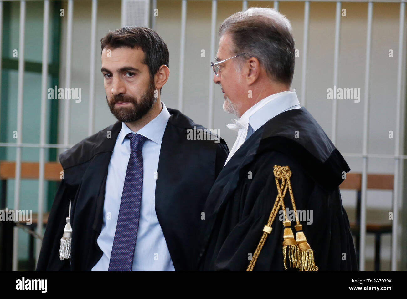 Giovanni Musaro', le procureur, PM dans le cas de l'avocat et Cucchi Fabio Anselmo, Ilaria Cucchi partenaire du 29 octobre 2019 de Rome. 'Processus Cucchi bis'. Stefano Cucchi, un homme âgé de 30 ans, a été arrêté le 15 octobre 2009 pour possession de drogue, et après avoir été reconnu coupable dans Regina Coeli prison pour quelques jours, il a été transféré à l'hôpital de Sandro Pertini, où il meurt le 22 octobre 2009 en raison d'être fortement battu. Sur son corps ont été trouvés de nombreux signes de mauvais traitements et de la violence. Les défendeurs sont 5 mousquetons. Foto Samantha Insidefoto Zucchi Banque D'Images