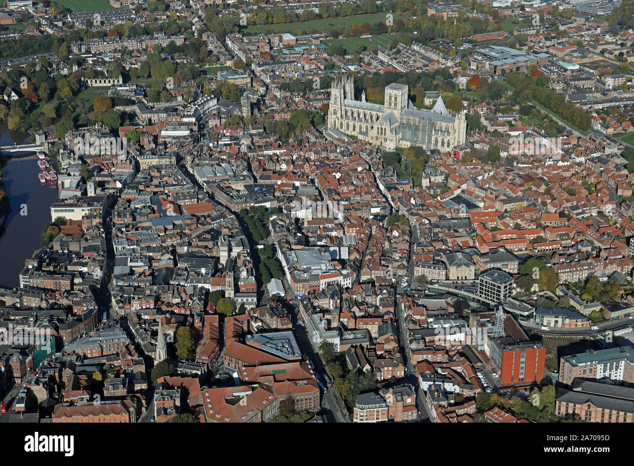 Vue aérienne du centre-ville de New York skyline, Yorkshire, UK Banque D'Images