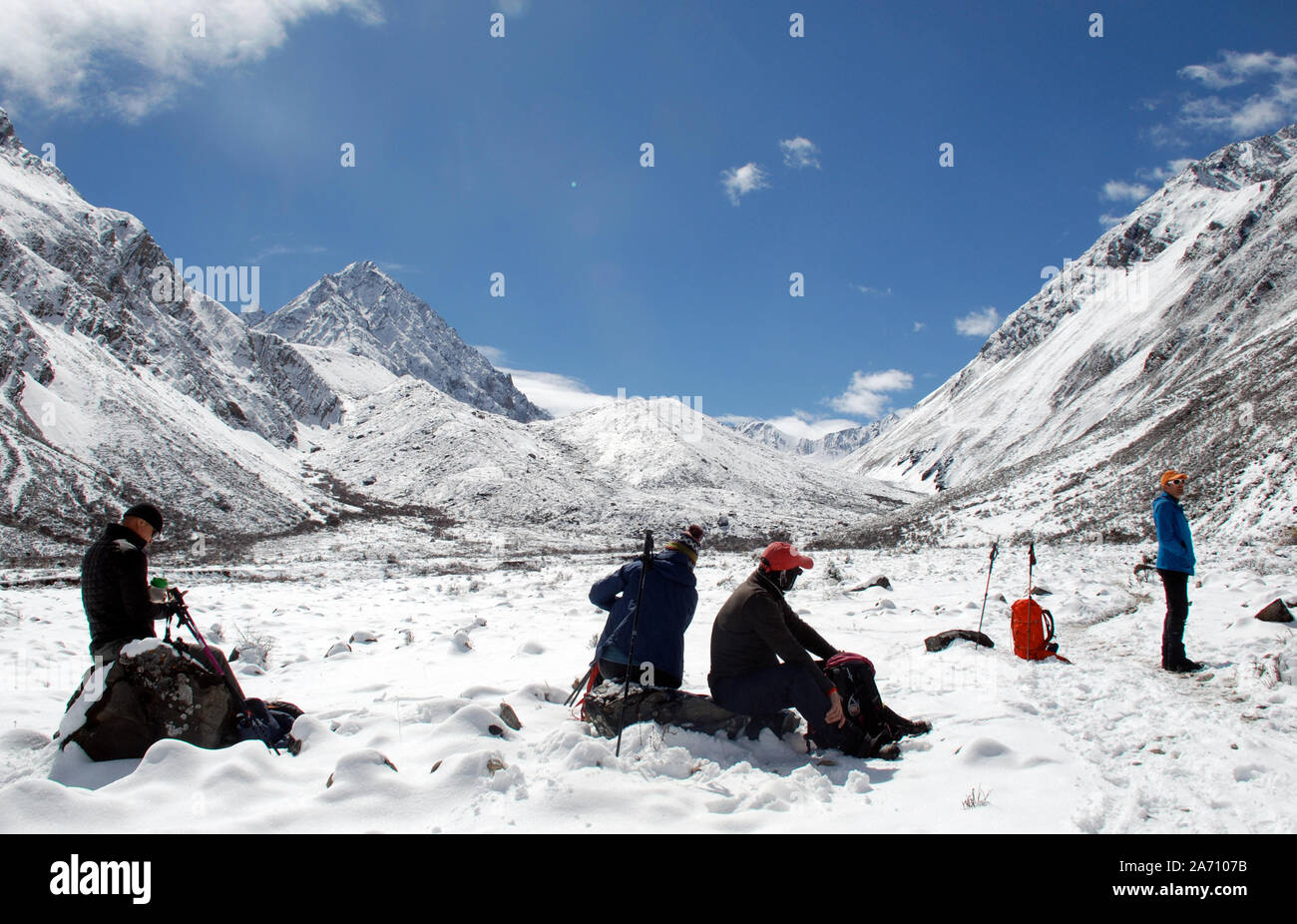 Les randonneurs reste dans les montagnes de l'ouest du Sichuan en Chine Banque D'Images