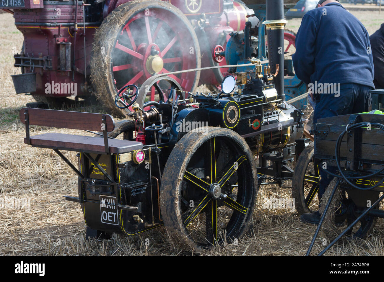 Deux moteurs de traction à vapeur à un labour près de Ipsden dans l'Oxfordshire Banque D'Images