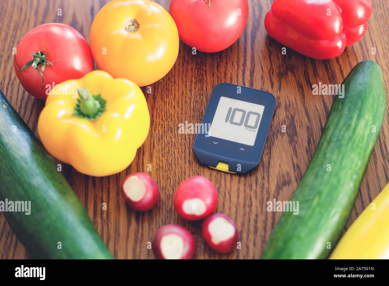 Régime alimentaire sain pour la notion, les légumes sur la table Banque D'Images