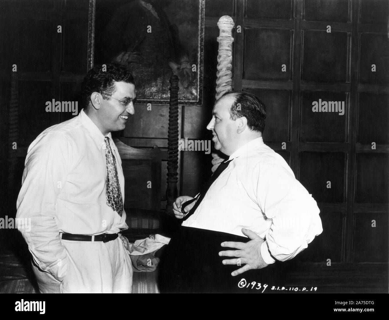 Le producteur David O. Selznick et réalisateur alfred hitchcock sur le plateau pendant le tournage de candide roman 1940 REBECCA Daphné du Maurier Selznick International Pictures / United Artists Banque D'Images