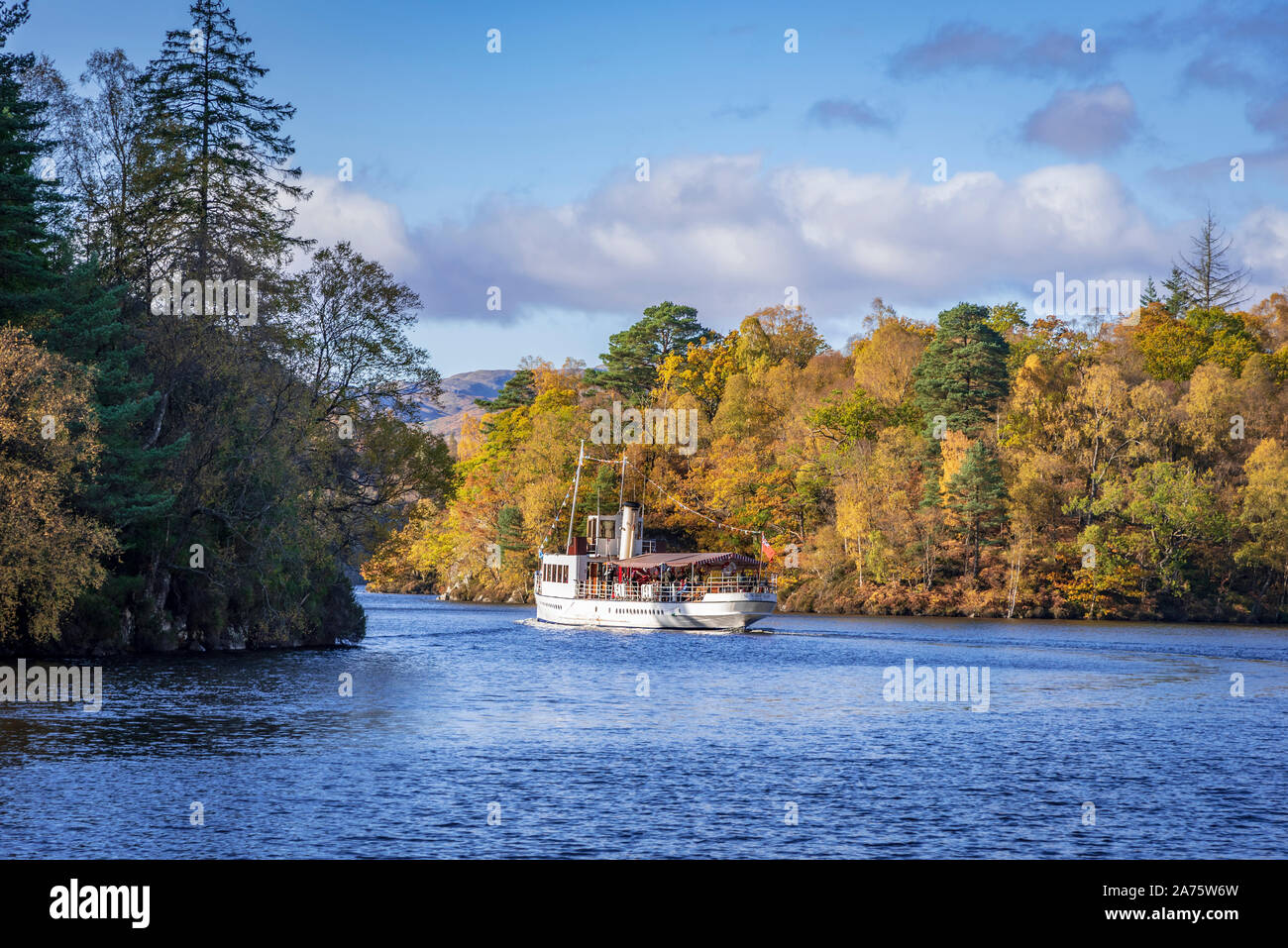 Loch Katrine. Les Trossachs, l'Écosse. Le Steamer Sir Walter Scott. Banque D'Images