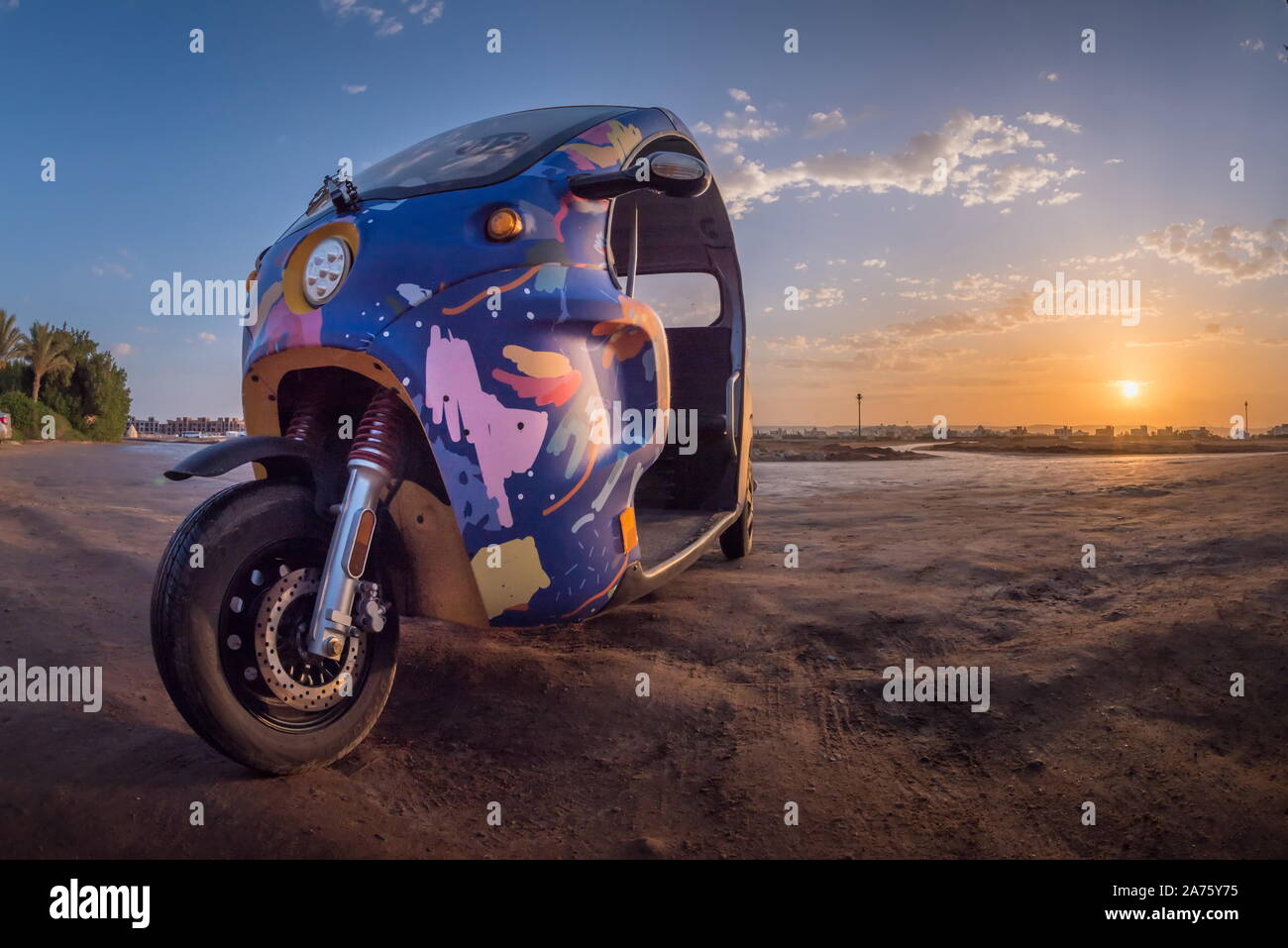 Tuk Tuk taxi, véhicule de transport isolés à El Gouna, Egypte Banque D'Images