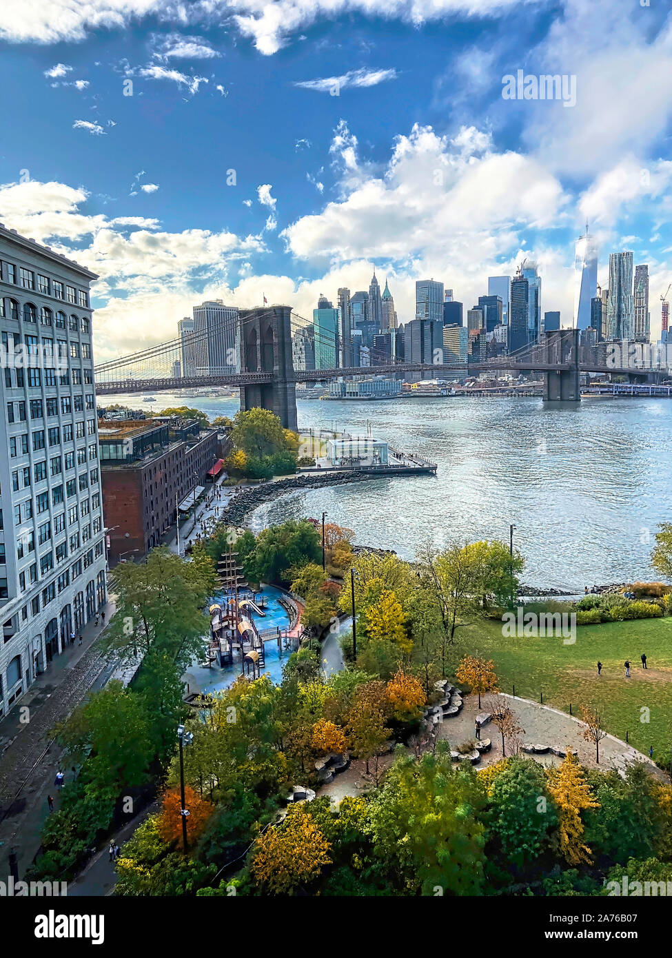 Votre nouvelle ville et pont de Brooklyn de Brooklin vue sur la ville. Banque D'Images