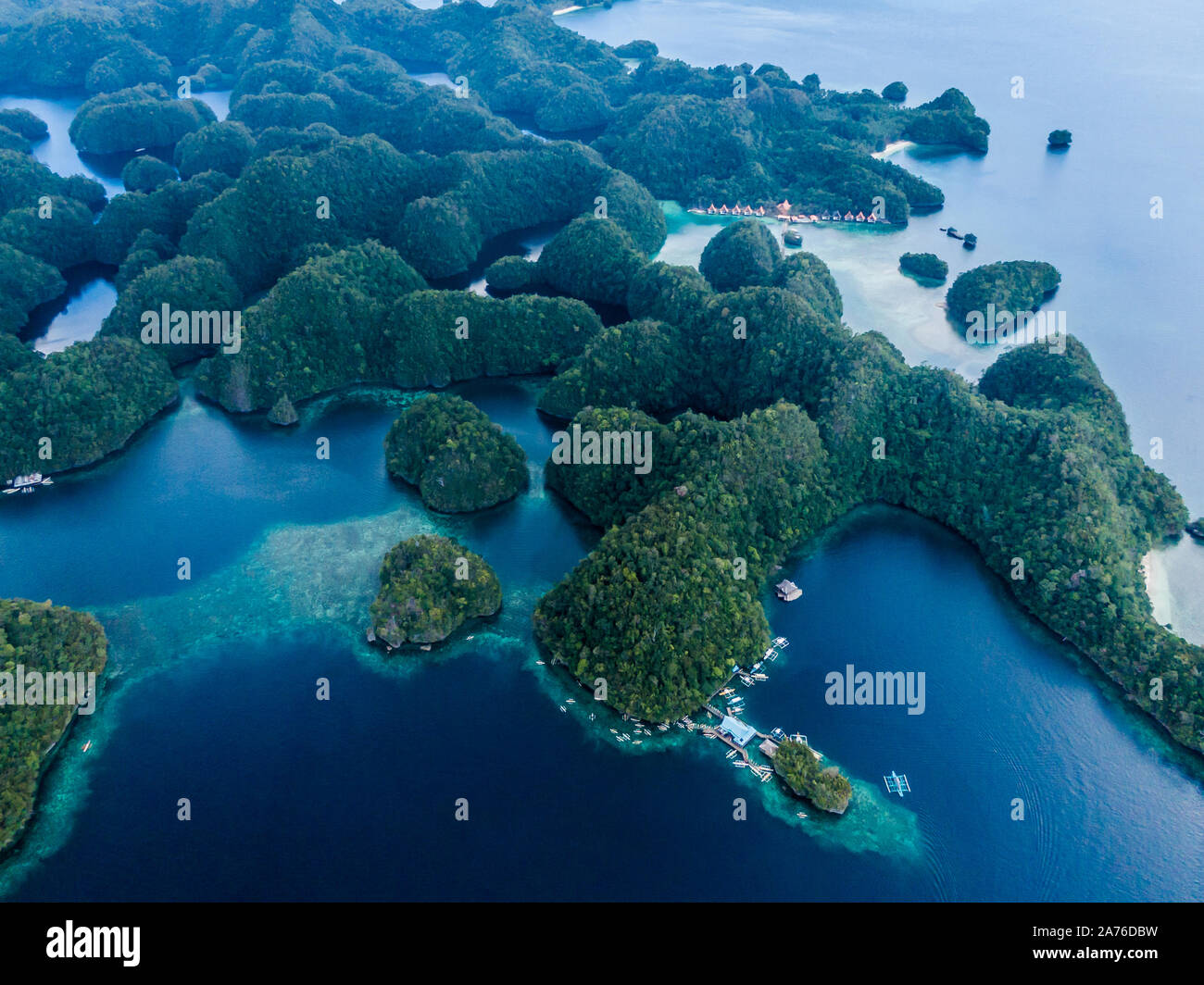 Vue de drone célèbre belle destination à Socorro Philippines ; Sohoton Cove dans Bucas Grande, Siargao Banque D'Images