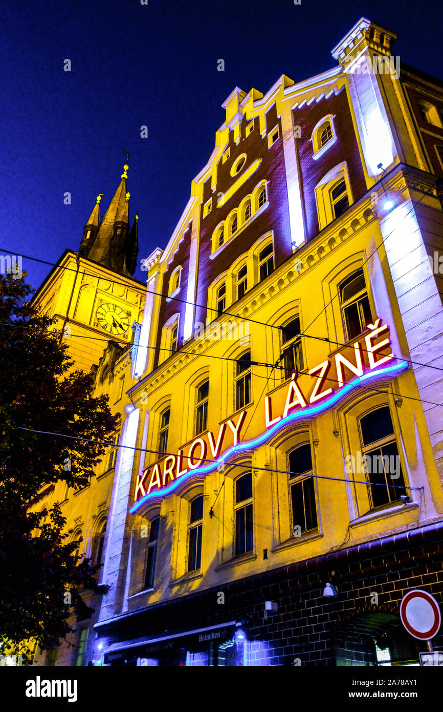 Prague Music Club, vie nocturne dans la ville Prague Karlovy Lazne, la vieille ville de Prague la nuit Banque D'Images