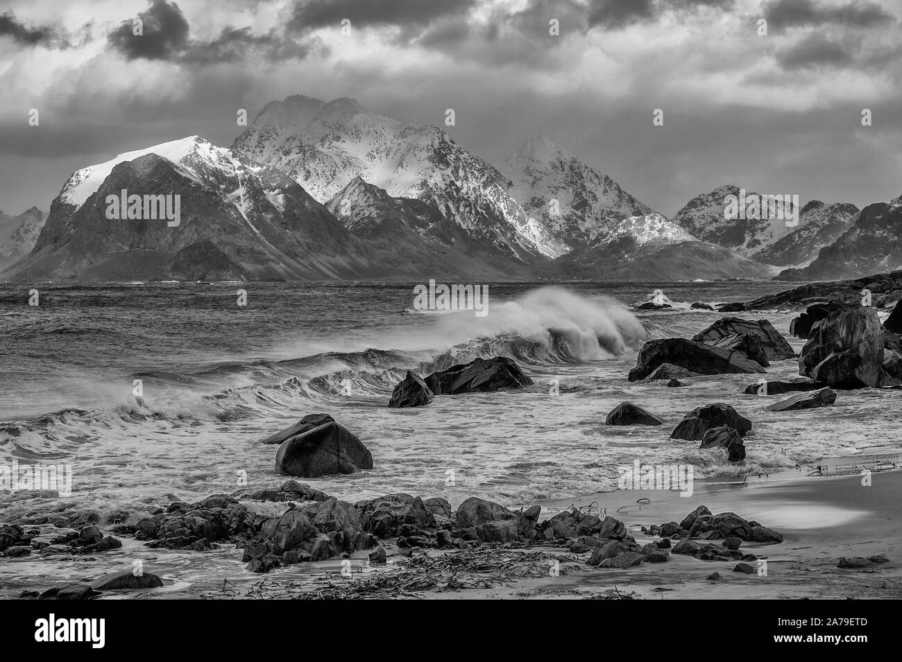 Des photos sont prises dans la municipalité de Flakstad dans les îles Lofoten de l'ouest Banque D'Images