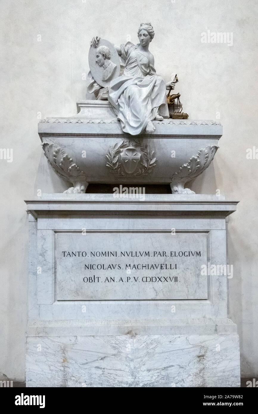 FLORENCE, Toscane/Italie - le 19 octobre : Monument de Niccolo di Bernardo dei Machiavelli dans Église de Santa Croce à Florence, le 19 octobre 2019 Banque D'Images