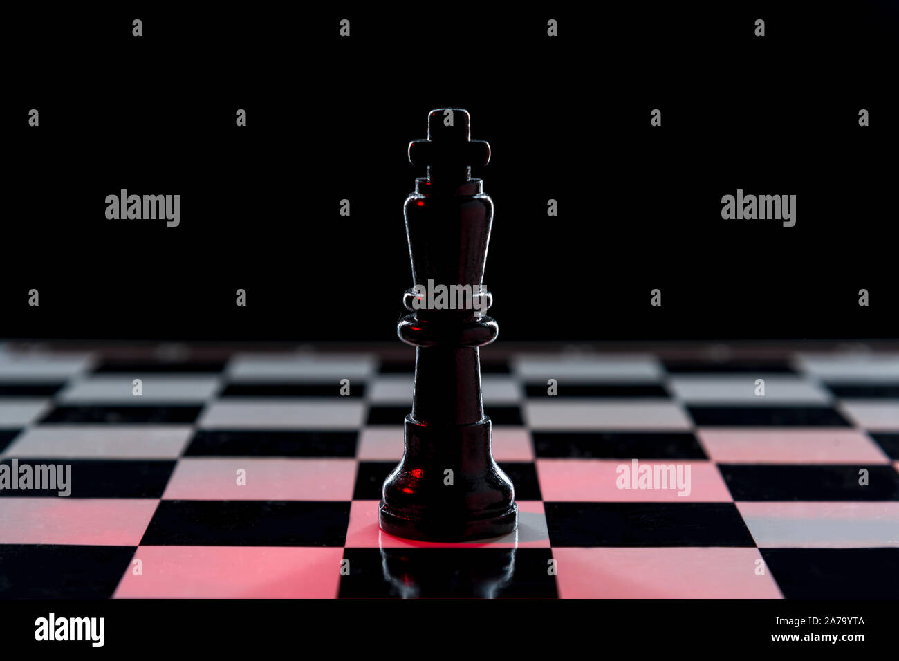 Échecs noir reine sur une table d'échecs. Strong gagne toujours Banque D'Images