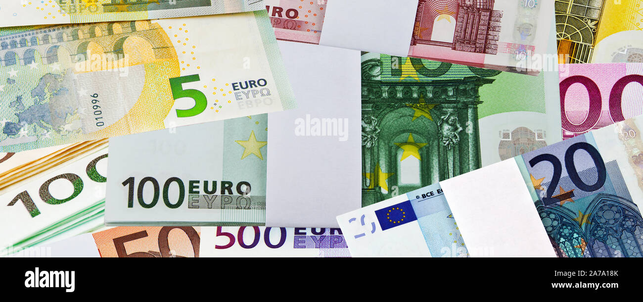 - L'argent des billets en euros dans l'arrière-plan close up Banque D'Images