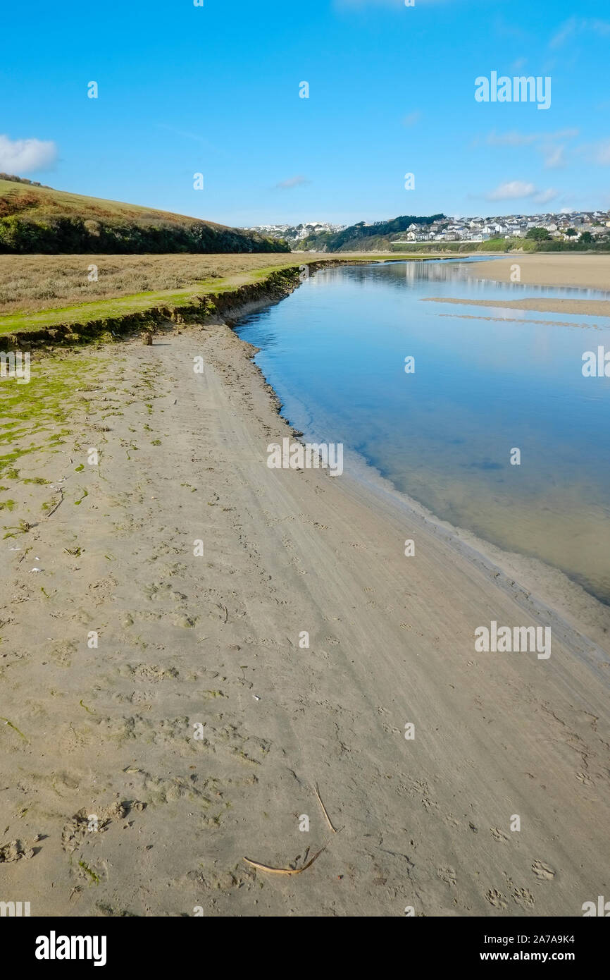 La rivière Gannel à marée basse à Newquay en Cornouailles. Banque D'Images