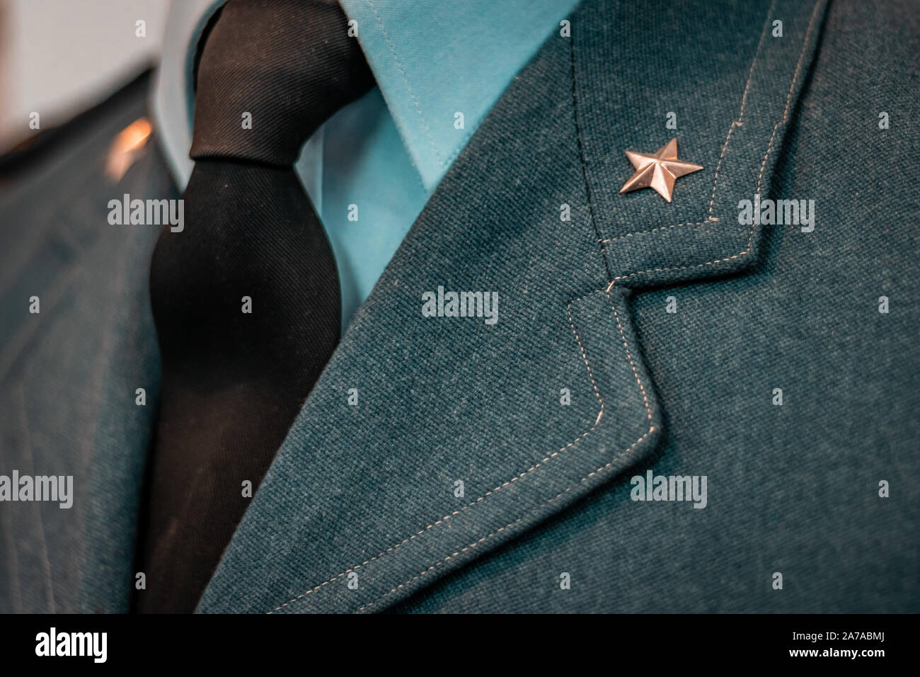 D?�tails de l'Italien historique des uniformes militaires. Grades et des correctifs sur des 