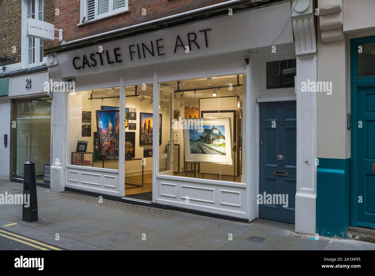 Château Fine Art Gallery de sop et nouvelle ligne, Covent Garden, London, England, UK Banque D'Images