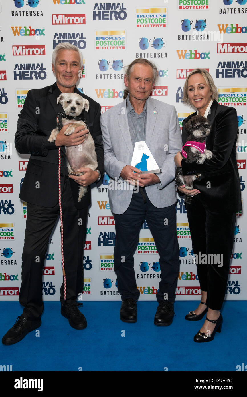 Tapis rouge pour des arrivées le miroir le Prix des héros des animaux en 2019, en partenariat avec People's Postcode Lottery et Webbox au Grosvenor House Hotel comprend : Martin Kemp, gagnant la reconnaissance spéciale Jay Wilde, Shirlie Kemp Où : London, Royaume-Uni Quand : 30 Sep 2019 Credit : Phil Lewis/WENN.com Banque D'Images