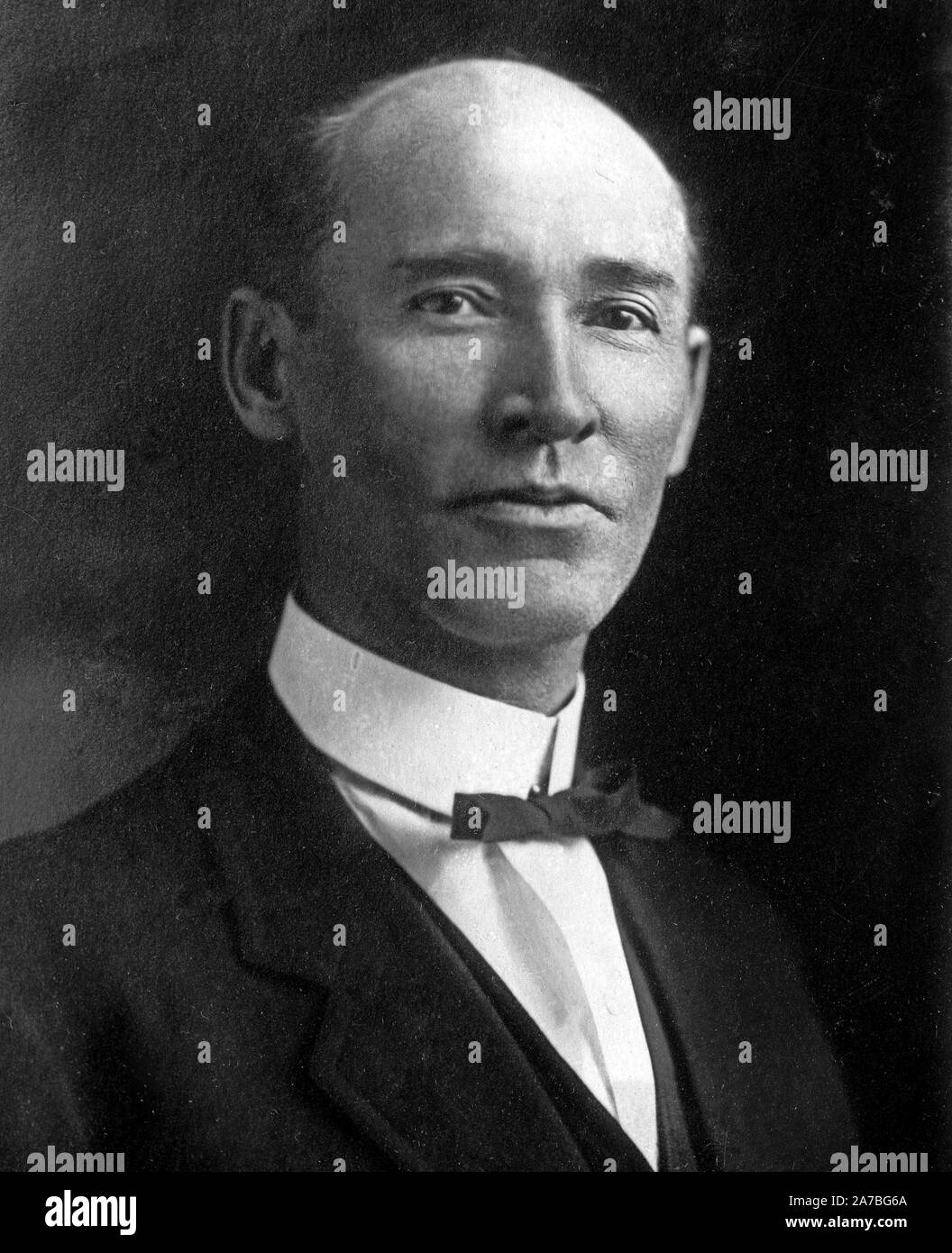 Austin Bruce Garretson (4 septembre 1856 - 27 février 1931) était un dirigeant syndical qui a été chef de l'ordre de chefs de train à partir de 1906 à 1919. Il a acquis une notoriété nationale en 1916 lorsqu'il a évité une grève des chemins de fer en échange d'une journée de huit heures avec une fois et demie la rémunération des heures supplémentaires. Banque D'Images